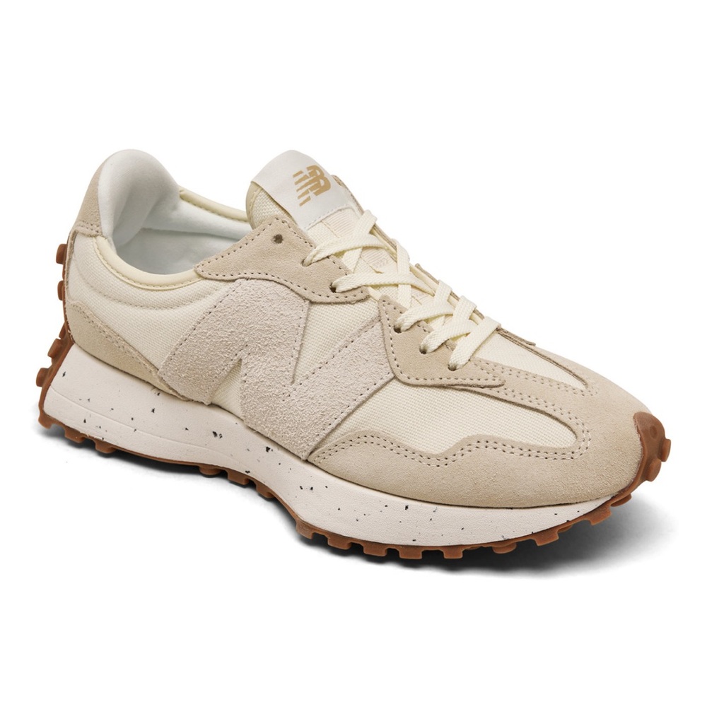 NIB/NWT New Balance 327